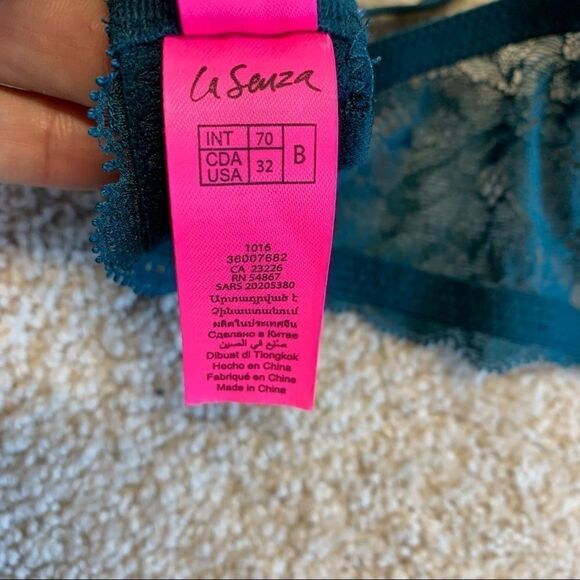 La Senza teal aqua jewel embellished bra size 32B - Picture 3 of 3
